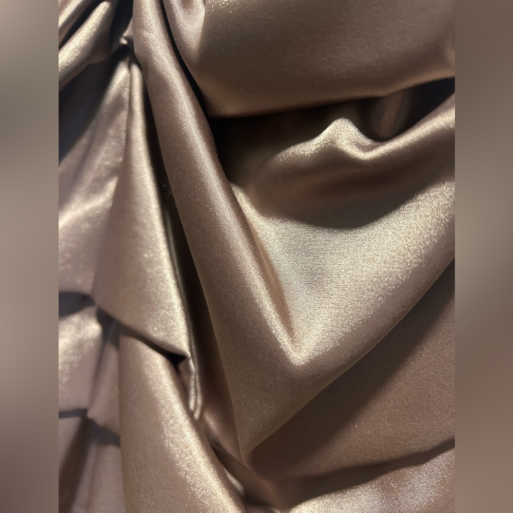 Women’s cream and champagne gold satin dress - Picture 4 of 4